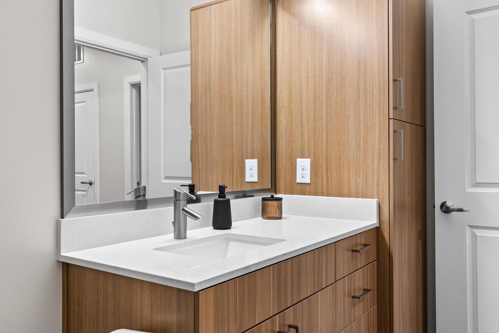 Midnight Manor Penthouse Suite The Gulch Νάσβιλ Εξωτερικό φωτογραφία